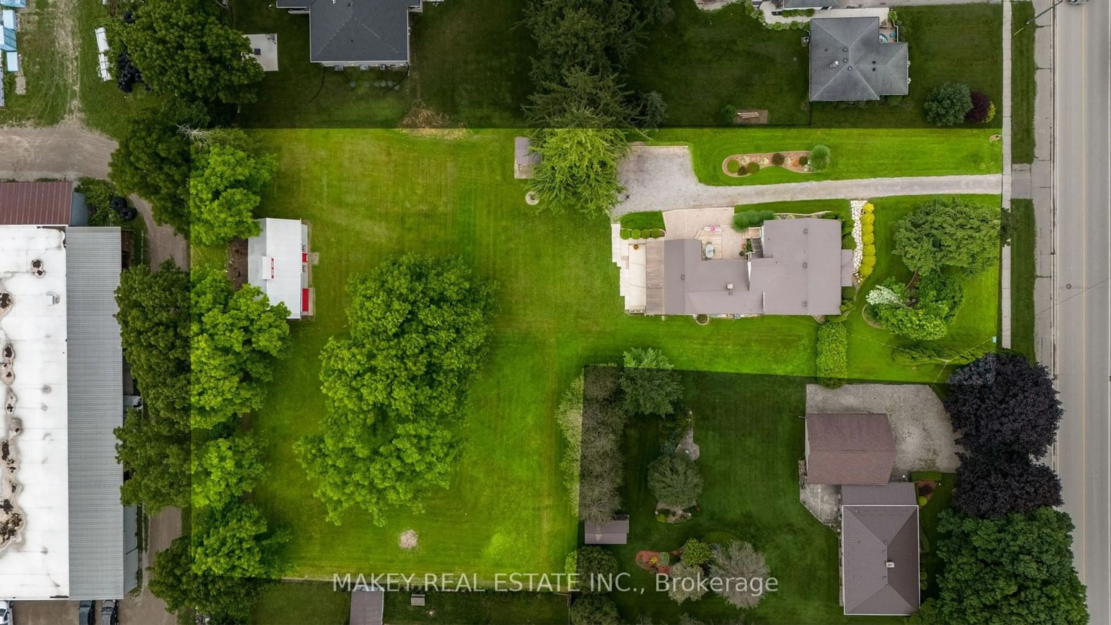 A pic from outside/outdoor area/front of a property/back of a property/a pic from drone, street for 842985 Road 84 Rd, Zorra Ontario N0M 2C0