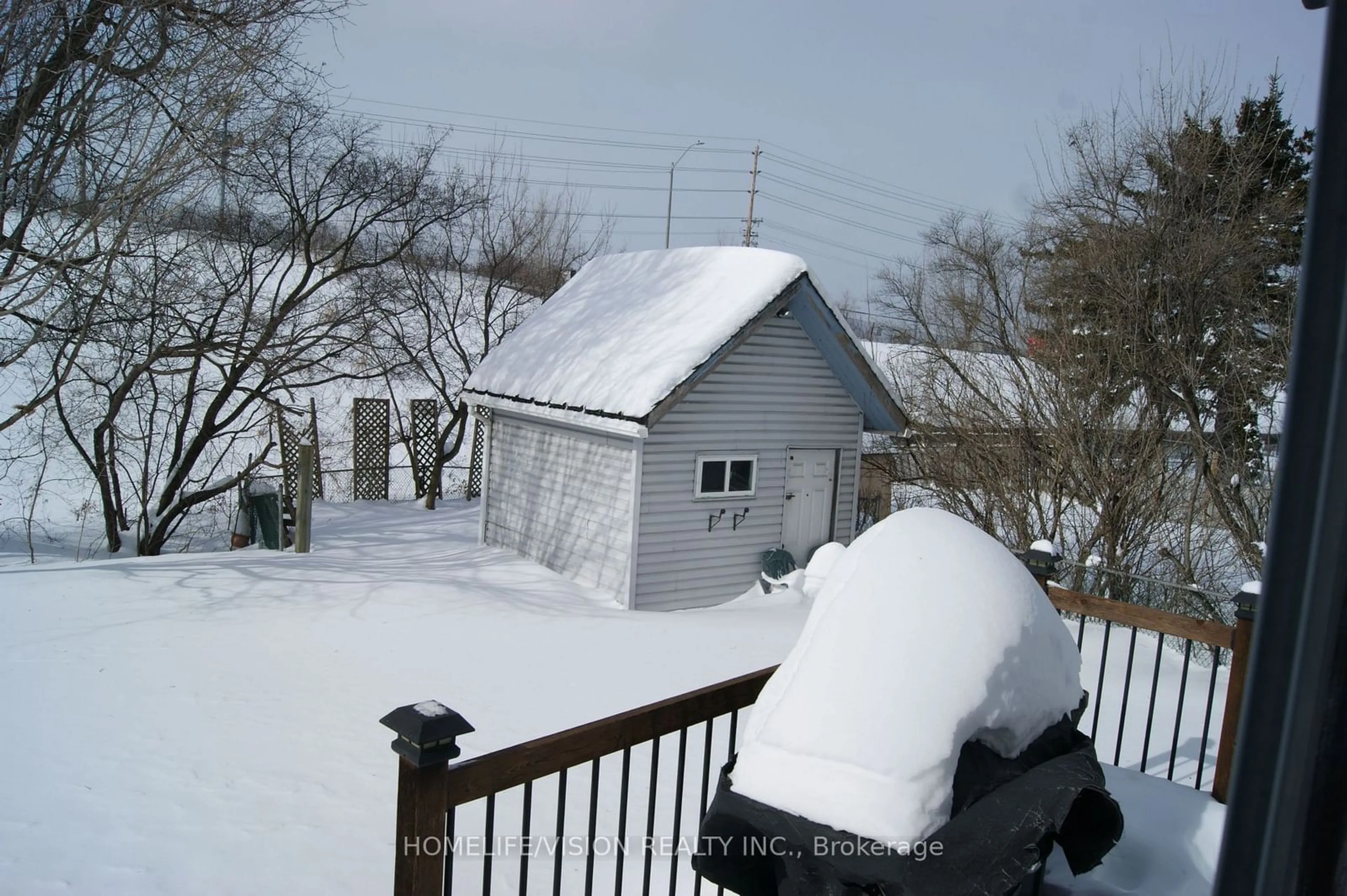 Shed for 2047 Avenue O Ave, Alta Vista and Area Ontario K1G 0B1