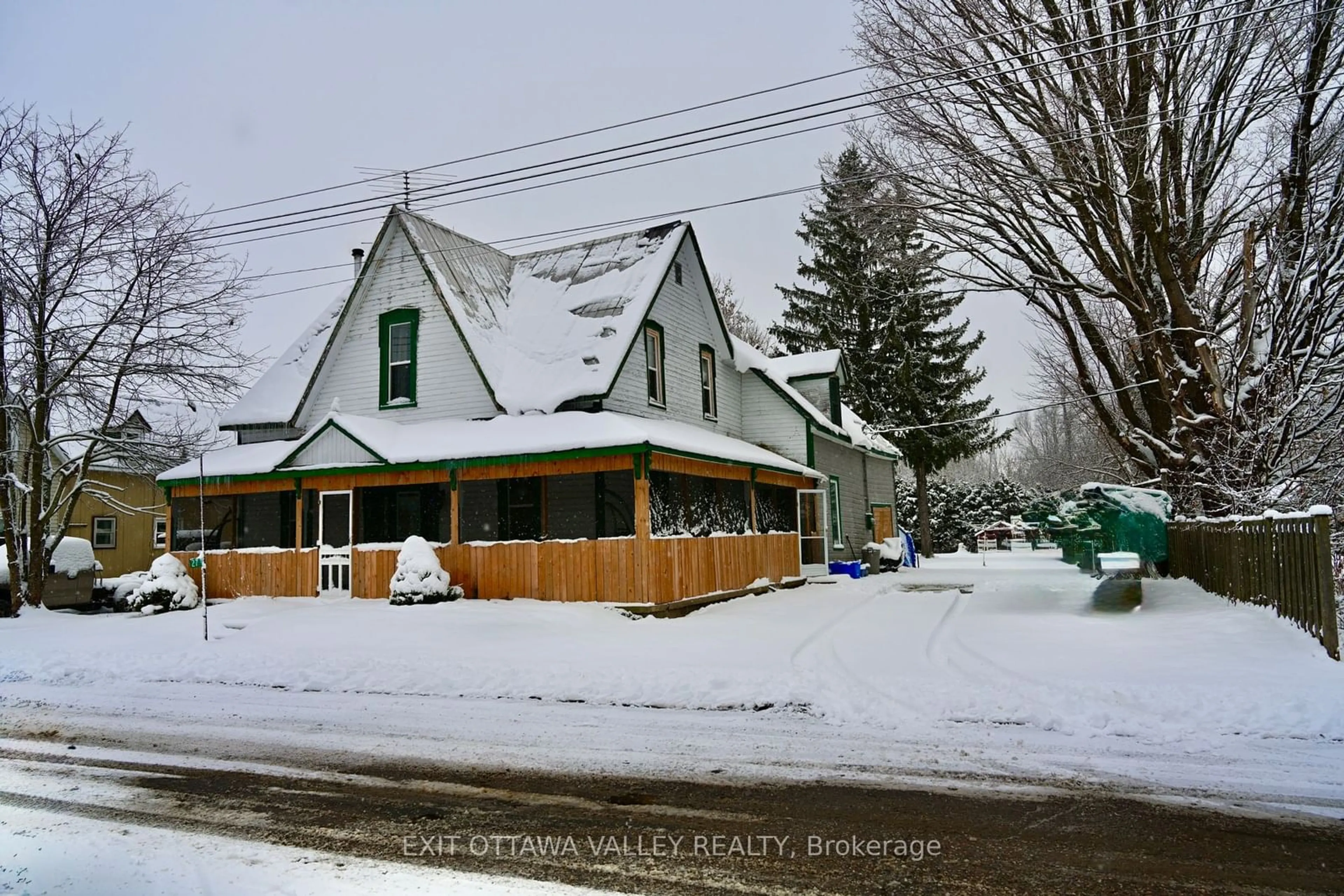 A pic from outside/outdoor area/front of a property/back of a property/a pic from drone, street for 27 Grace St, Whitewater Region Ontario K0J 2L0