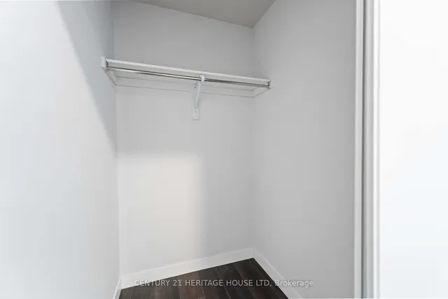 Additional property image - 15 Queen St Unit 1504