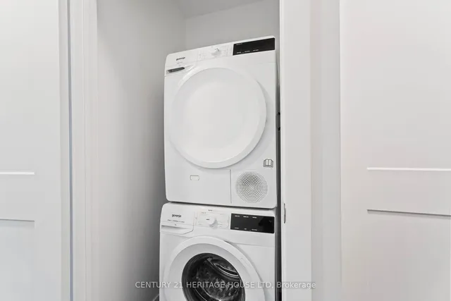 Additional property image - 15 Queen St Unit 1504