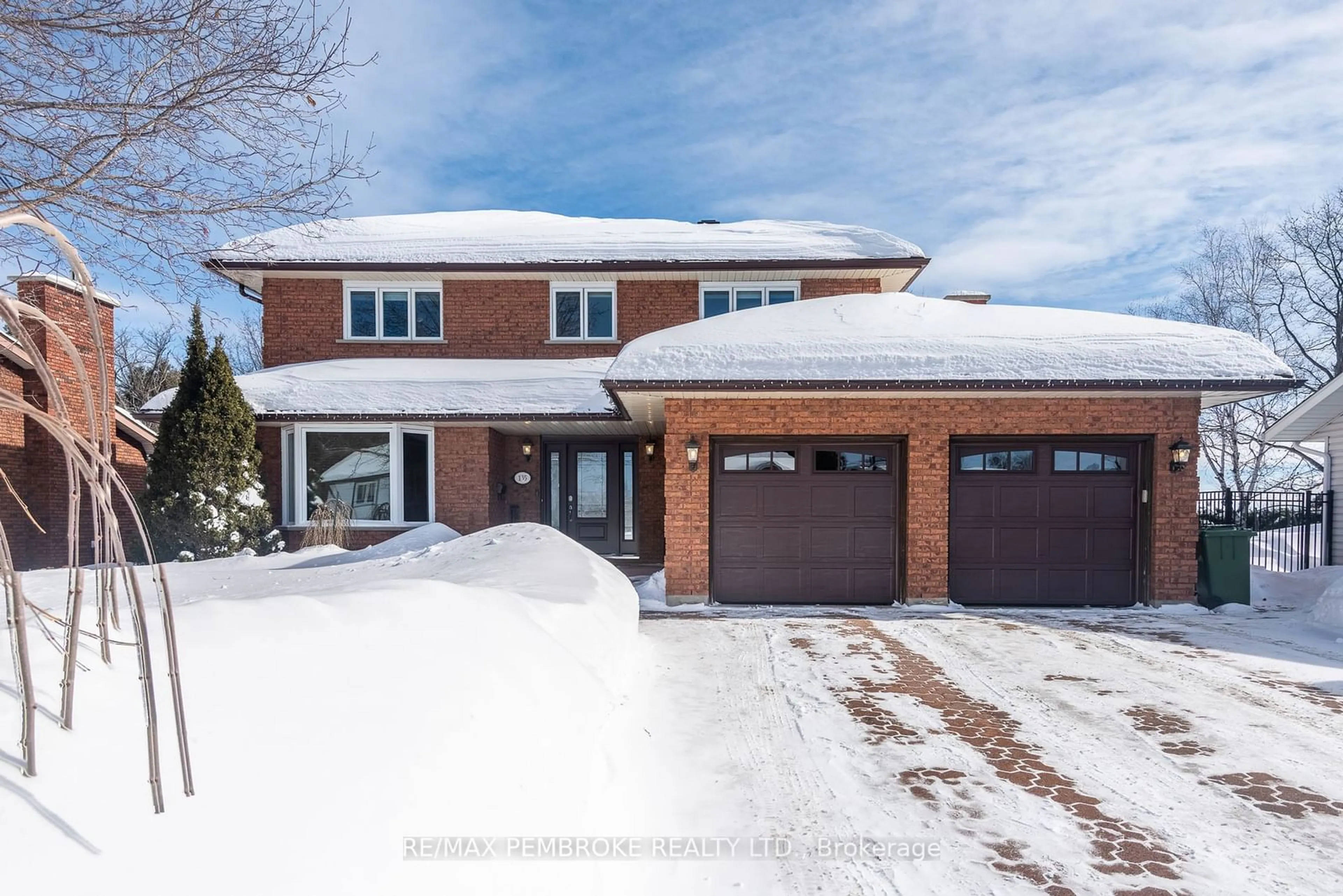 Home with brick exterior material, street for 135 Noik Dr, Pembroke Ontario K8A 7W4