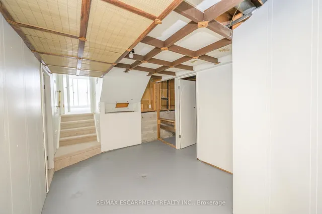 Additional property image - 105 Lavina Cres