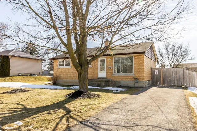 Additional property image - 32 SCHWEITZER St