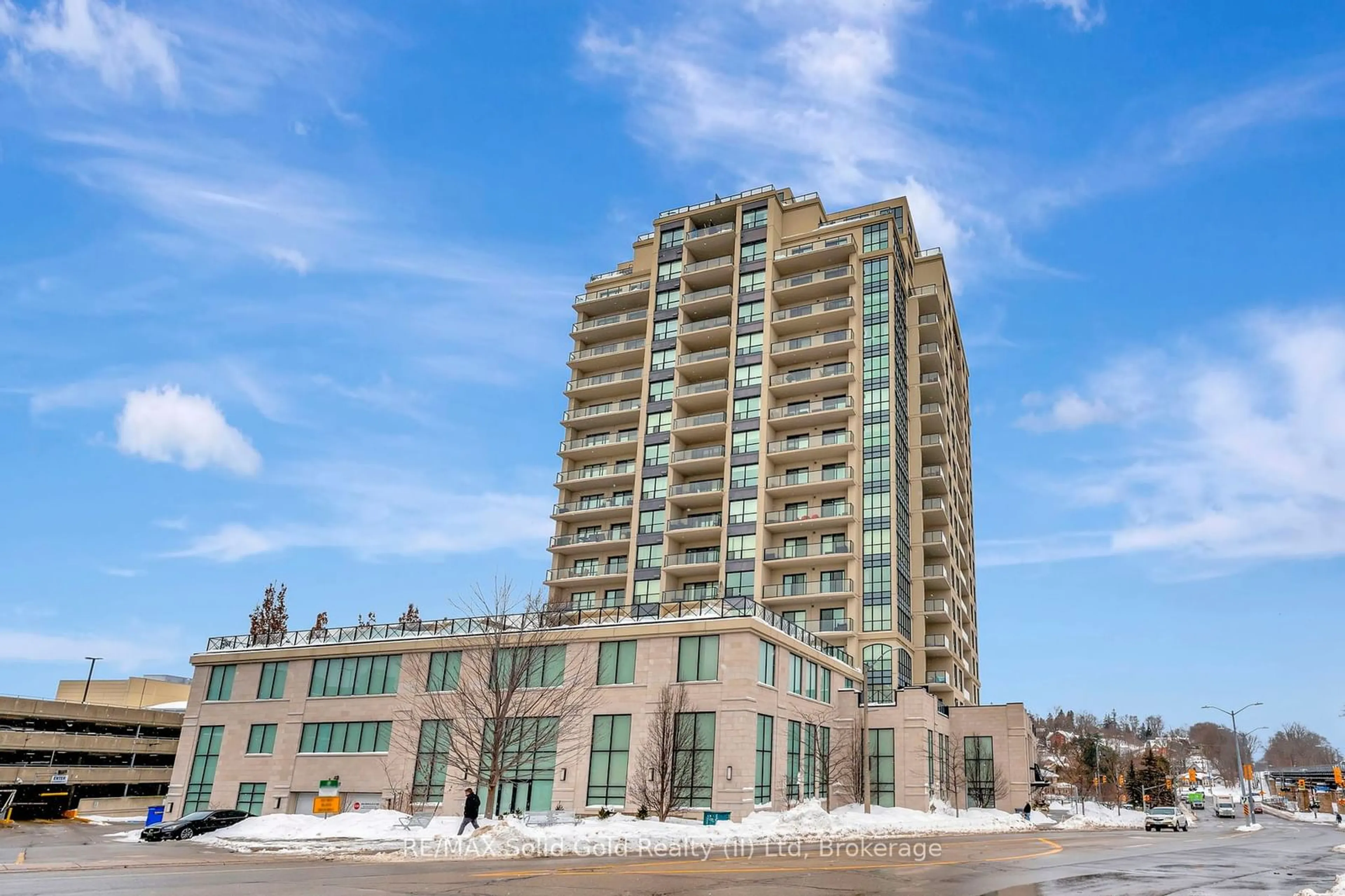 Indoor foyer for 160 Macdonell St #1109, Guelph Ontario N1H 0A9