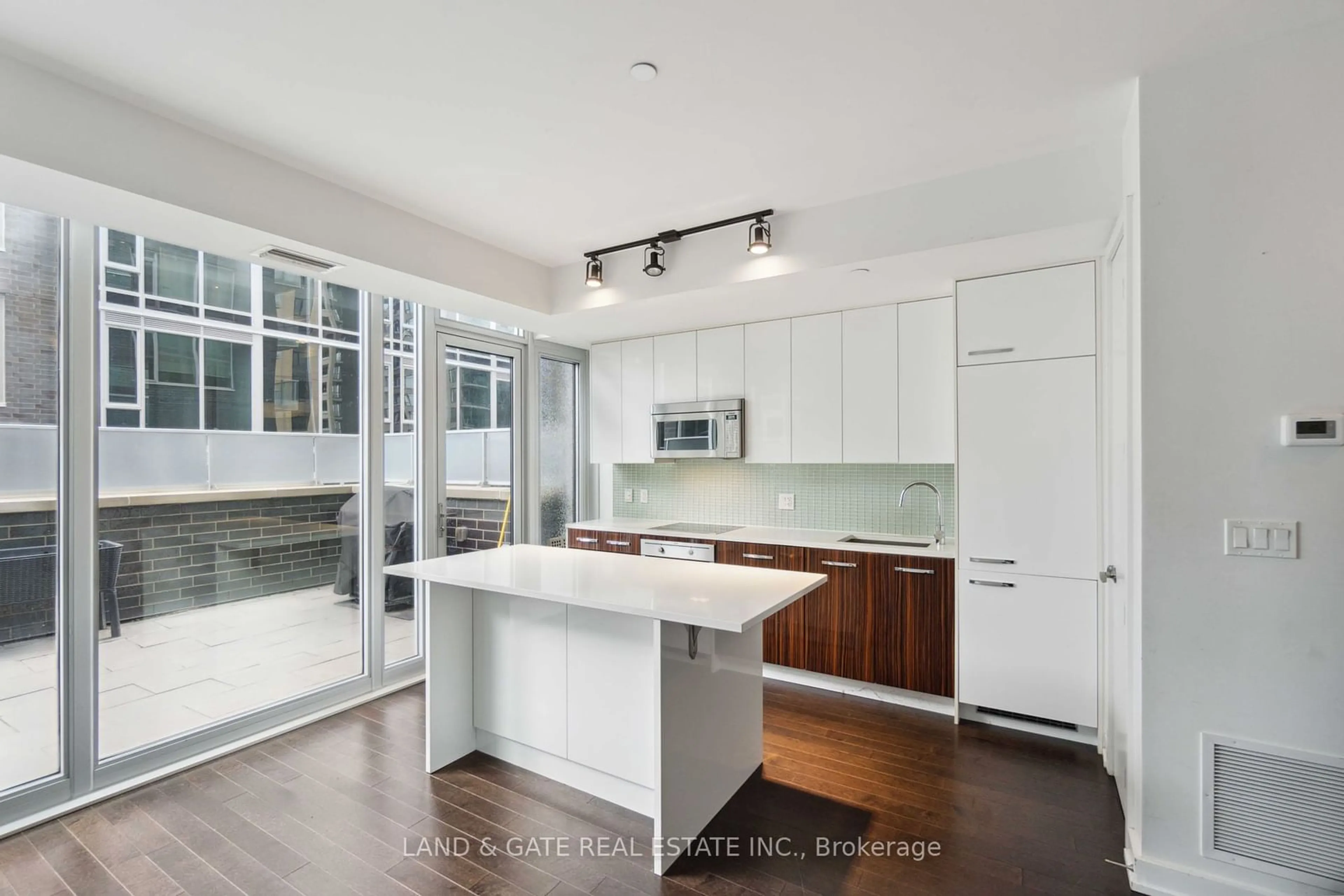 Open concept kitchen, unknown for 111 Champagne Ave #212, Dows Lake - Civic Hospital and Area Ontario K1S 5V3