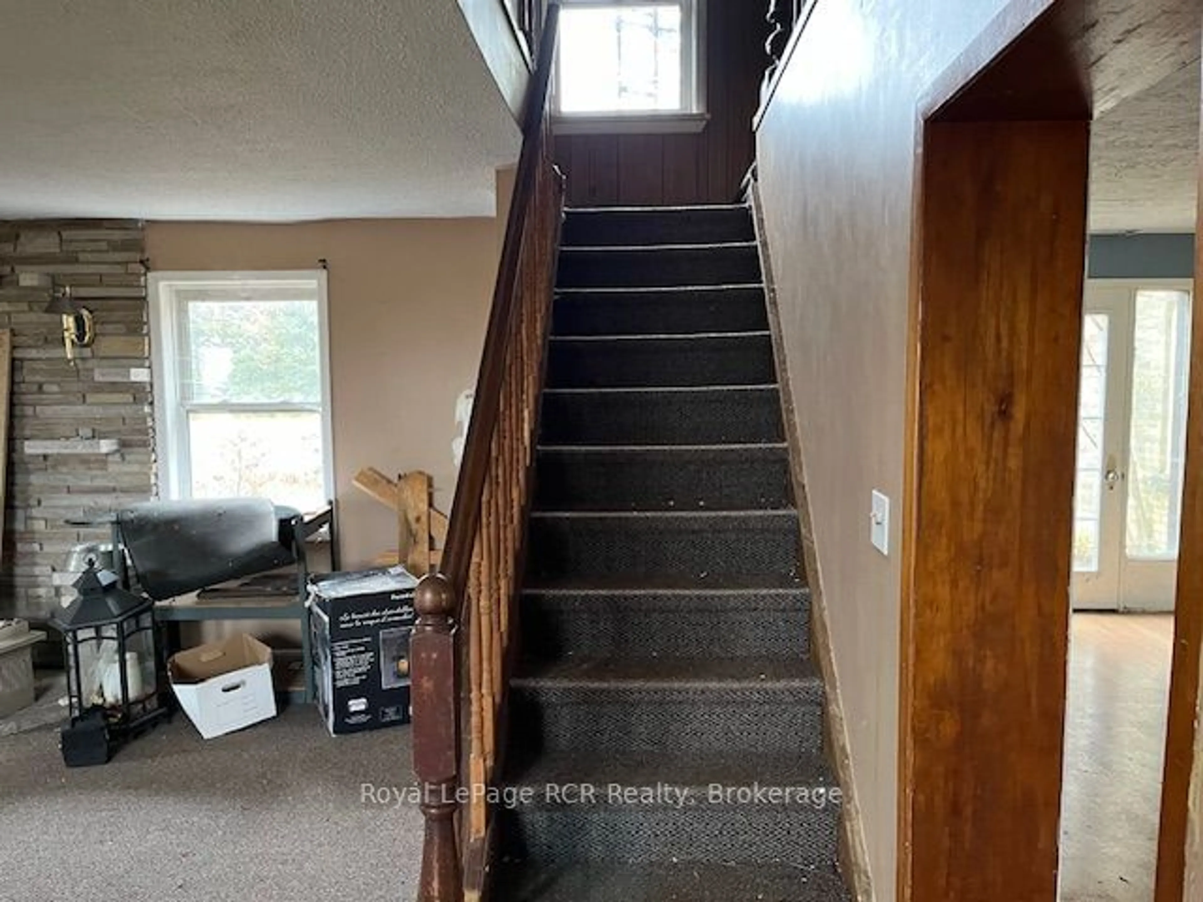 Stairs for 9851 Highway 6 High, Wellington North Ontario N0G 2L0