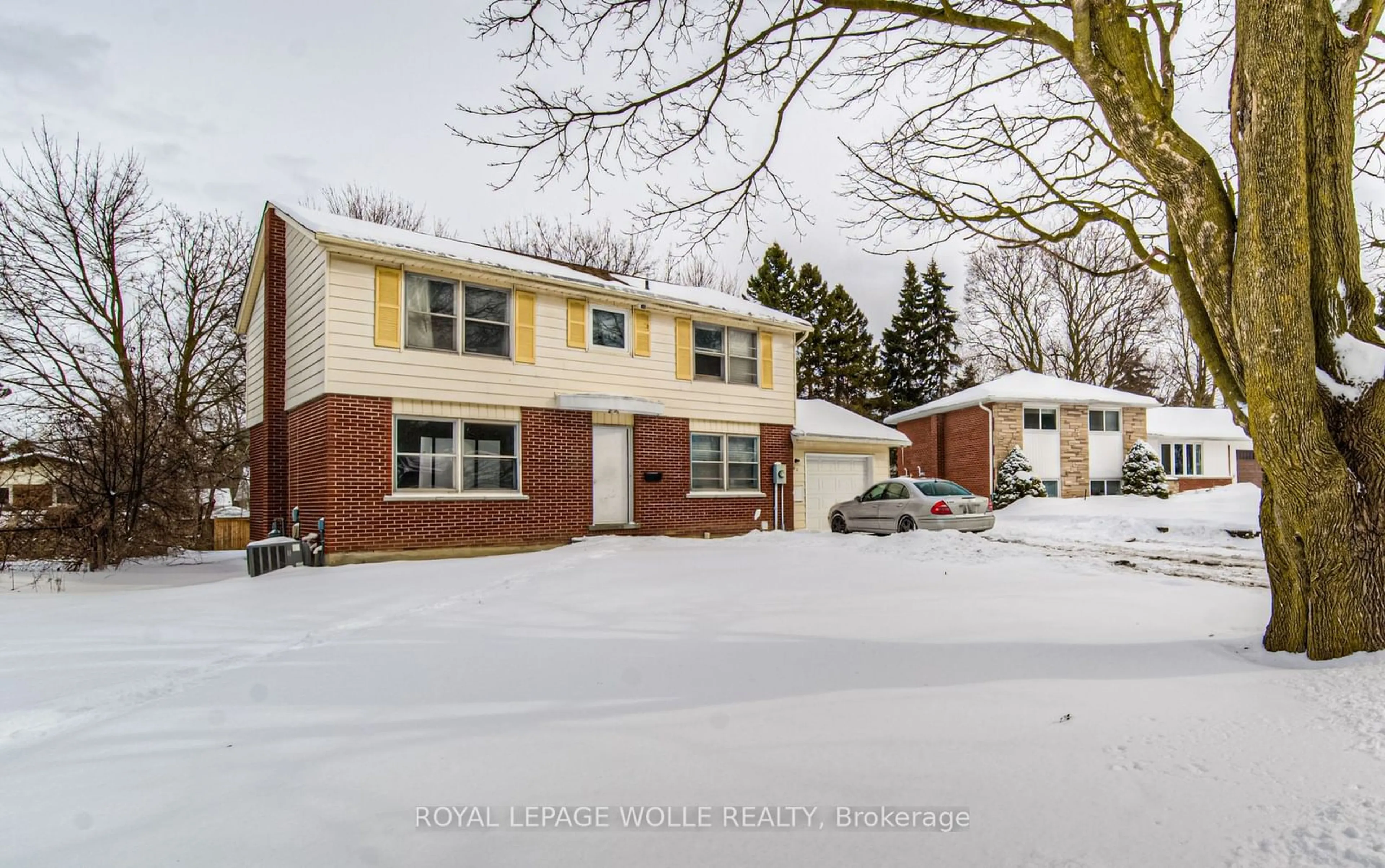 Unknown for 42 Cardill Cres, Waterloo Ontario N2L 3Y6