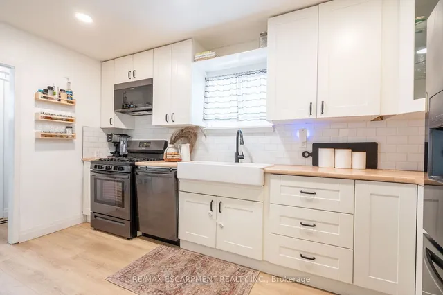 Additional property image - 351 Queensdale Ave