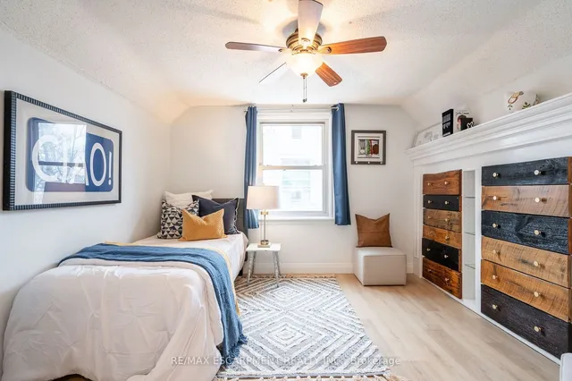 Additional property image - 351 Queensdale Ave