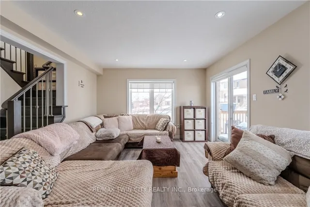 Additional property image - 70 Willowrun Dr Unit L4