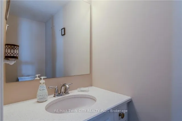 Additional property image - 70 Willowrun Dr Unit L4