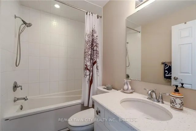 Additional property image - 70 Willowrun Dr Unit L4