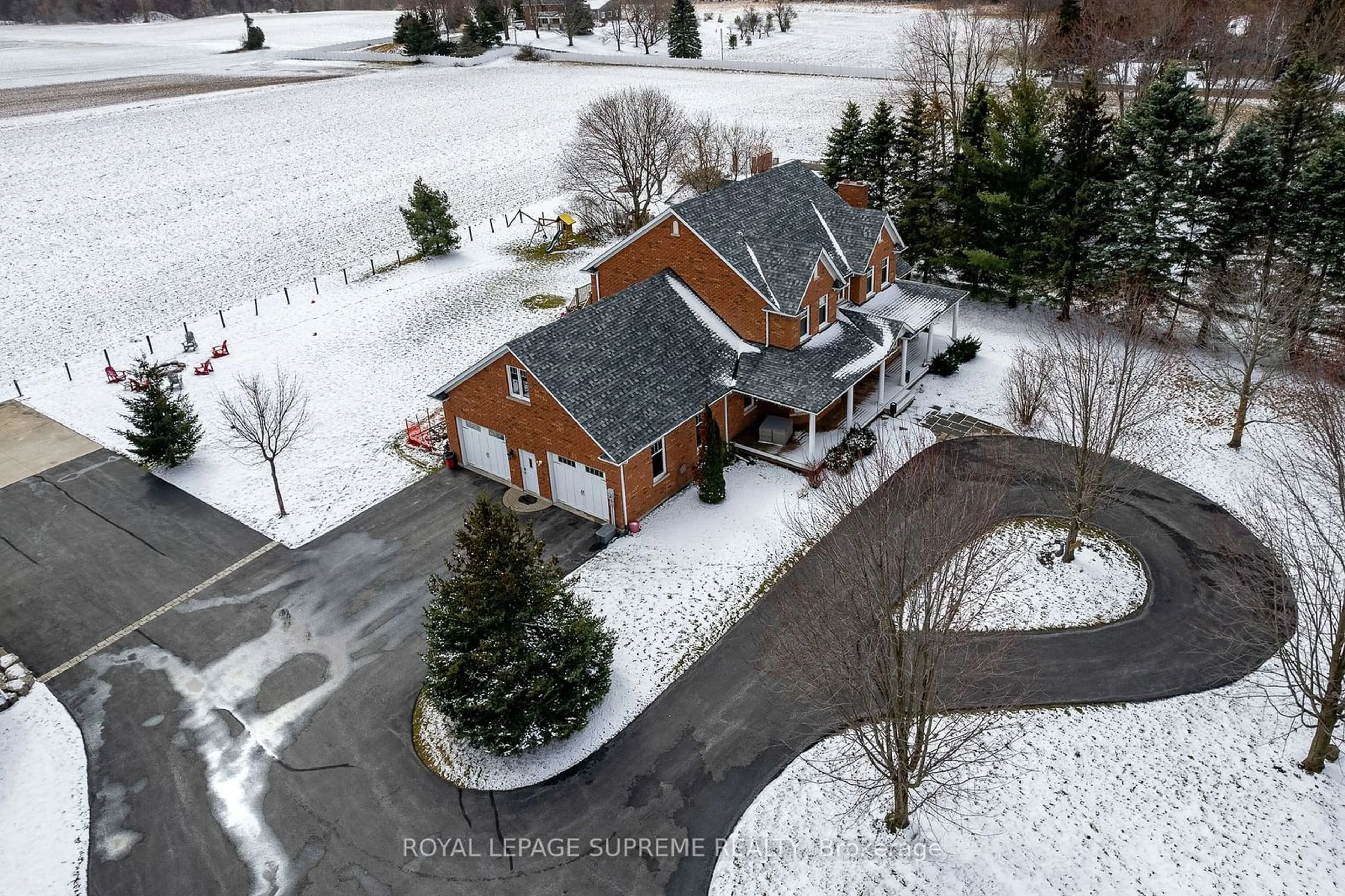 A pic from outside/outdoor area/front of a property/back of a property/a pic from drone, street for 436 8th Concession Rd, Hamilton Ontario L0P 1B0