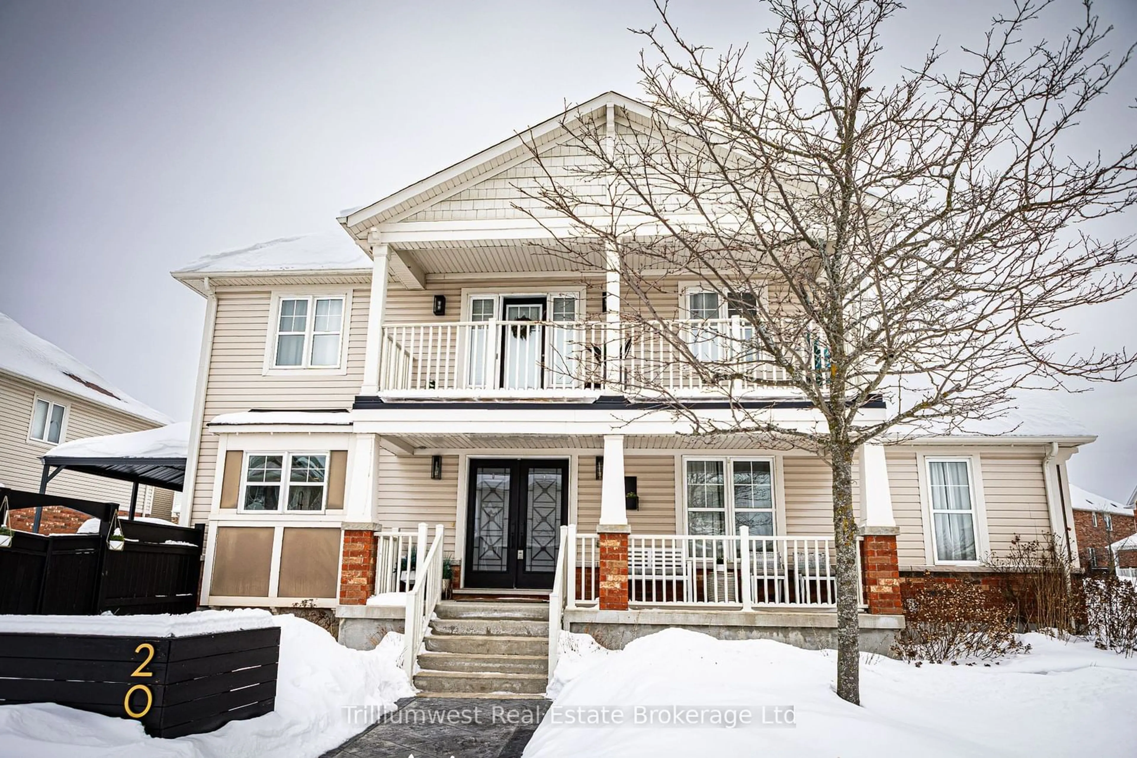 Home with vinyl exterior material, street for 205 Holland Circ, Cambridge Ontario N3C 0E1