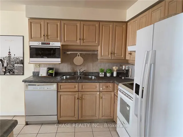 Additional property image - 67 Caroline St Unit 20B