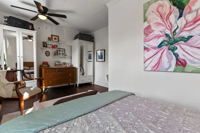Additional property image - 54 Emerald St