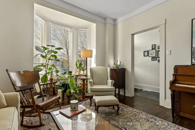 Additional property image - 54 Emerald St