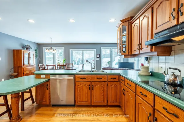 Additional property image - 9 Martingrove Dr