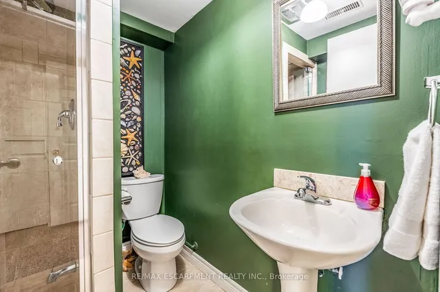 Additional property image - 9 Martingrove Dr