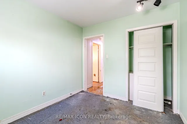 Additional property image - 263 Fergus Ave