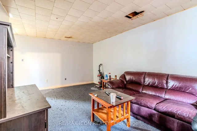 Additional property image - 263 Fergus Ave