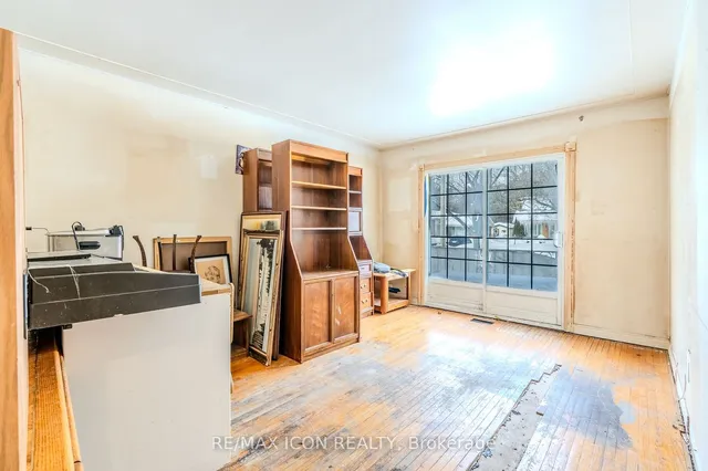 Additional property image - 263 Fergus Ave