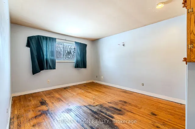 Additional property image - 263 Fergus Ave