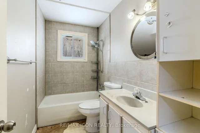 Additional property image - 263 Fergus Ave