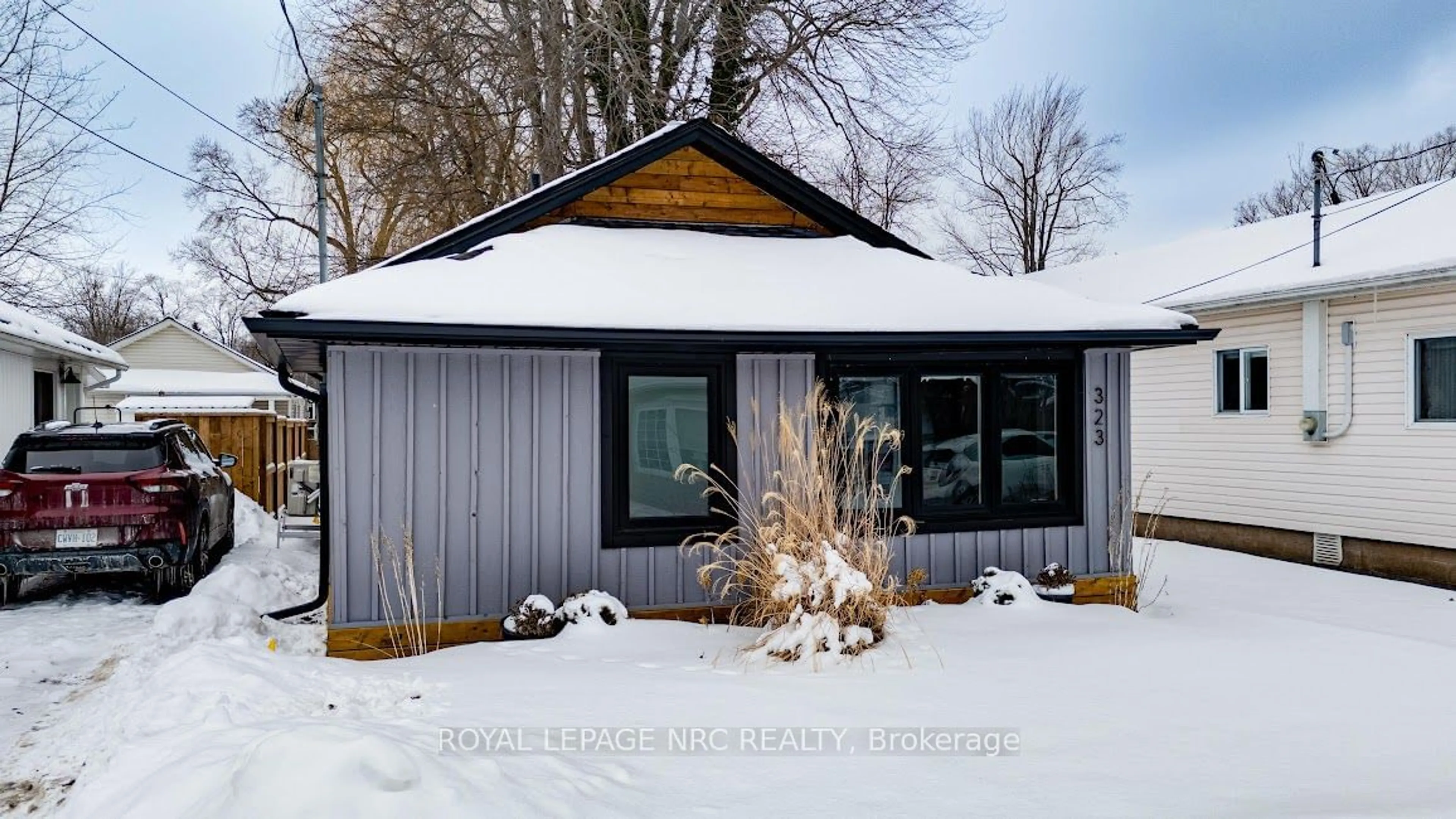 Shed for 323 Oxford Ave, Fort Erie Ontario L0S 1B0