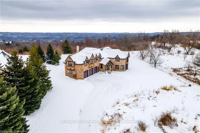 Additional property image - 76 Oak Ave
