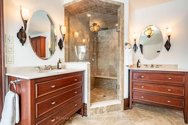 Additional property image - 76 Oak Ave