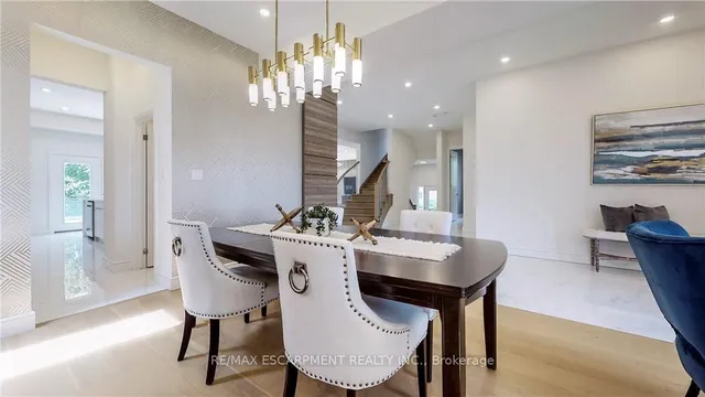 Additional property image - 382A Southcote Rd