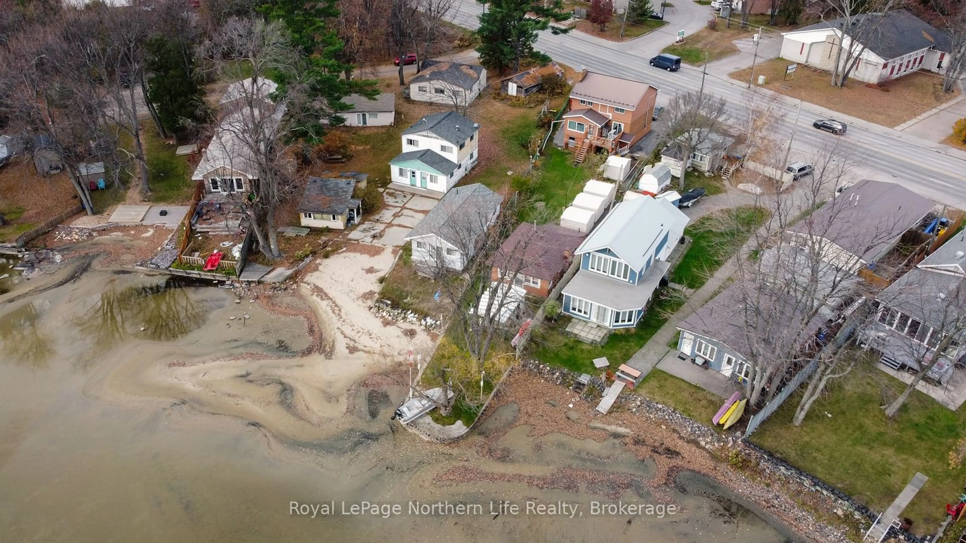 A pic from outside/outdoor area/front of a property/back of a property/a pic from drone, water/lake/river/ocean view for 653 Lakeshore Dr, North Bay Ontario P1A 2G1