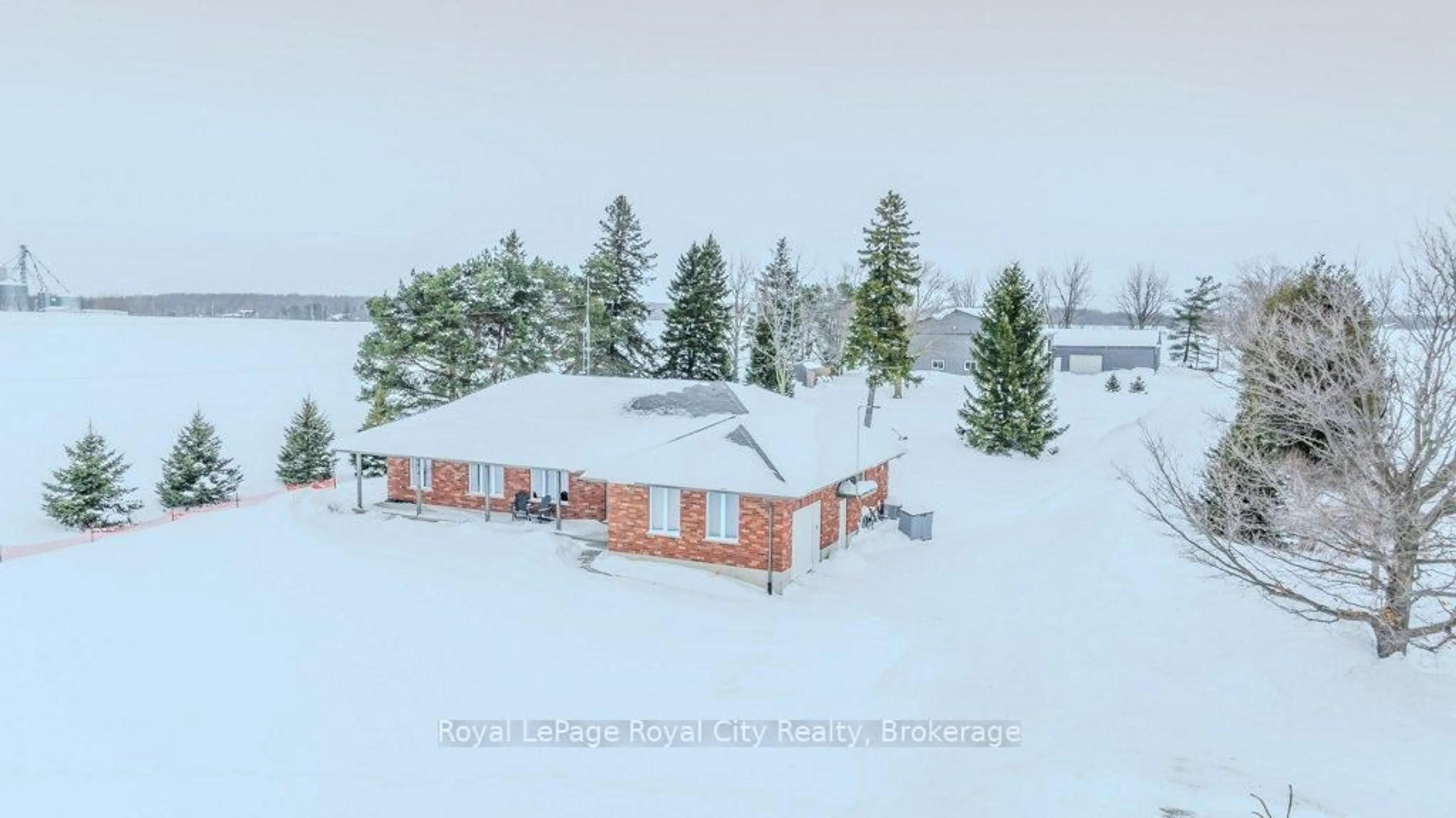 A pic from outside/outdoor area/front of a property/back of a property/a pic from drone, unknown for 5711 Wellington Rd. 7, Guelph/Eramosa Ontario N1H 6J2