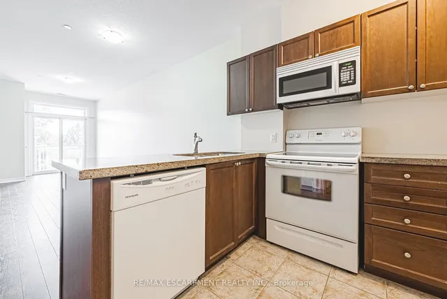 Additional property image - 95 Wilson St Unit 308