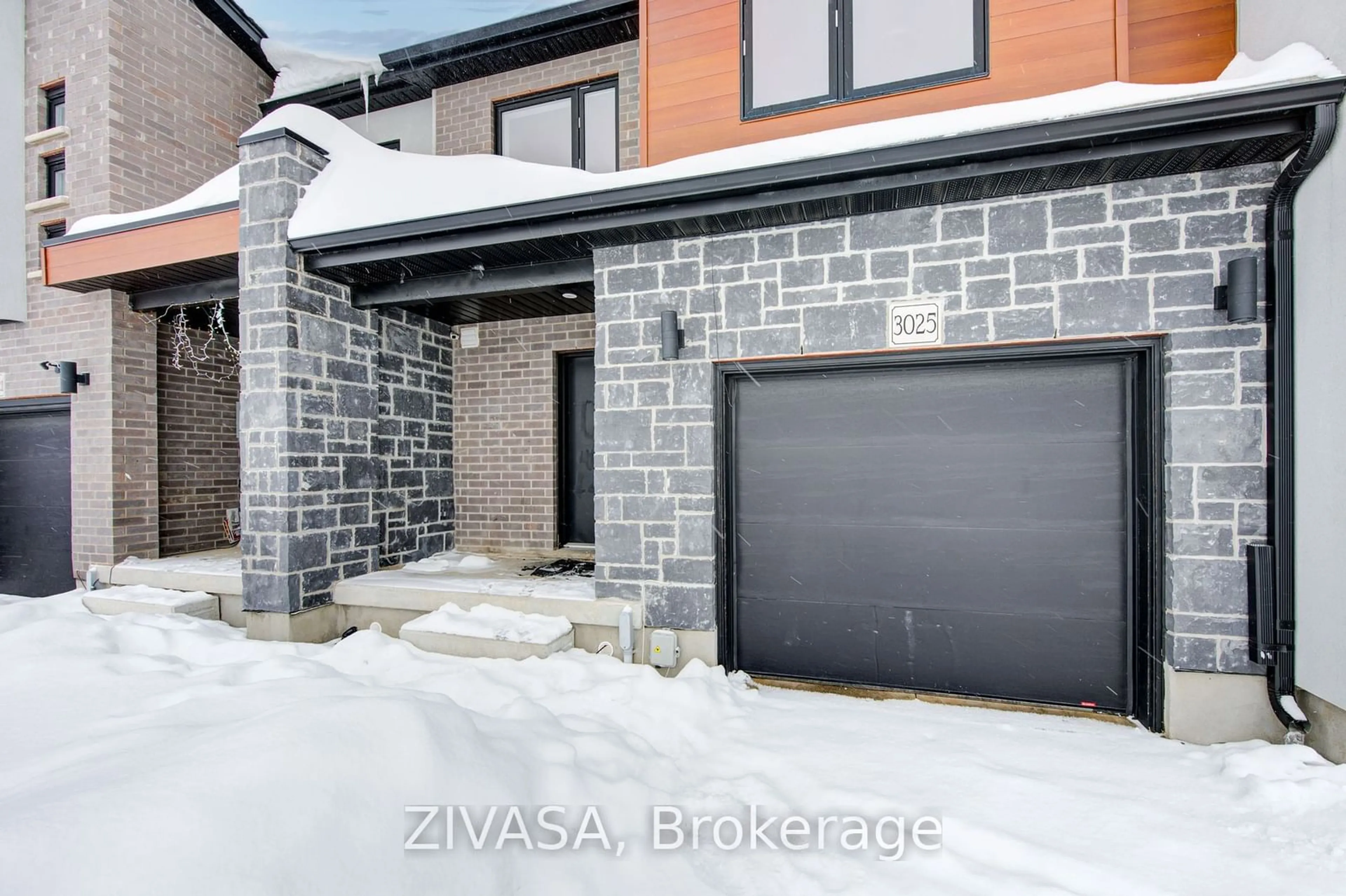 Home with brick exterior material, street for 3025 Turner Cres, London Ontario N6M 0J3