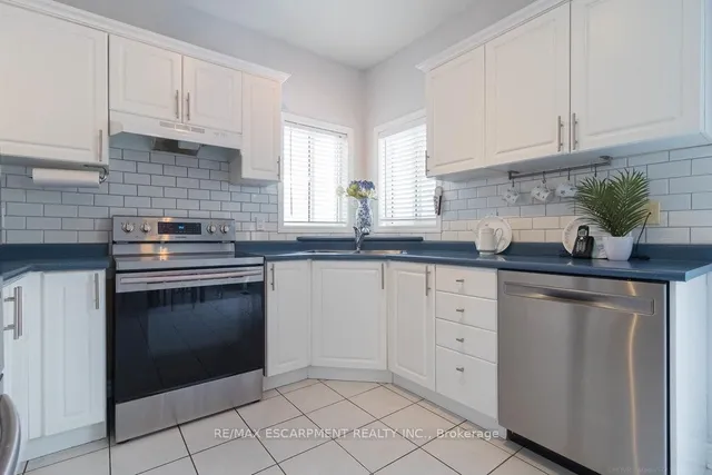 Additional property image - 3 Dalrymple Dr