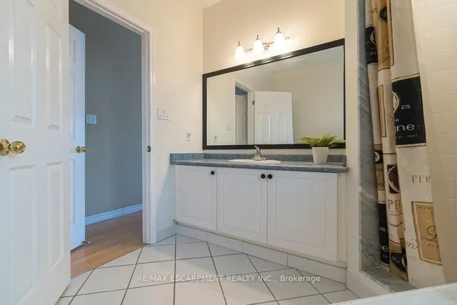 Additional property image - 3 Dalrymple Dr