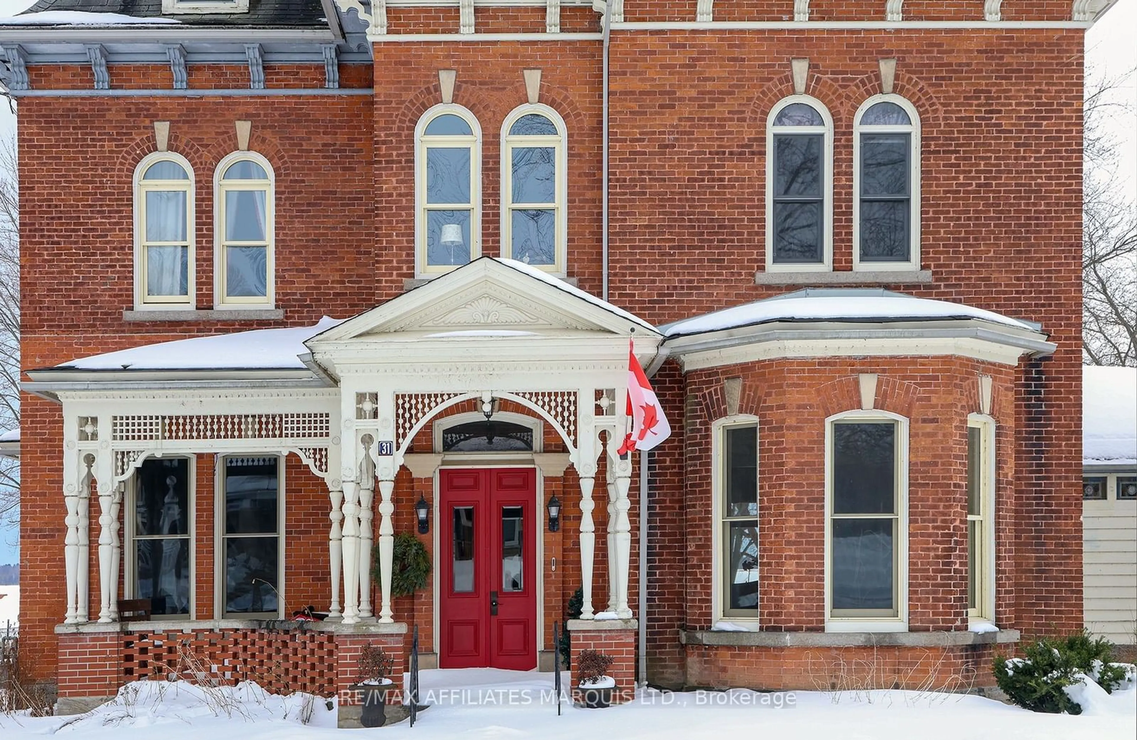 Home with brick exterior material, building for 31 Lakeshore Dr, South Dundas Ontario K0C 1X0