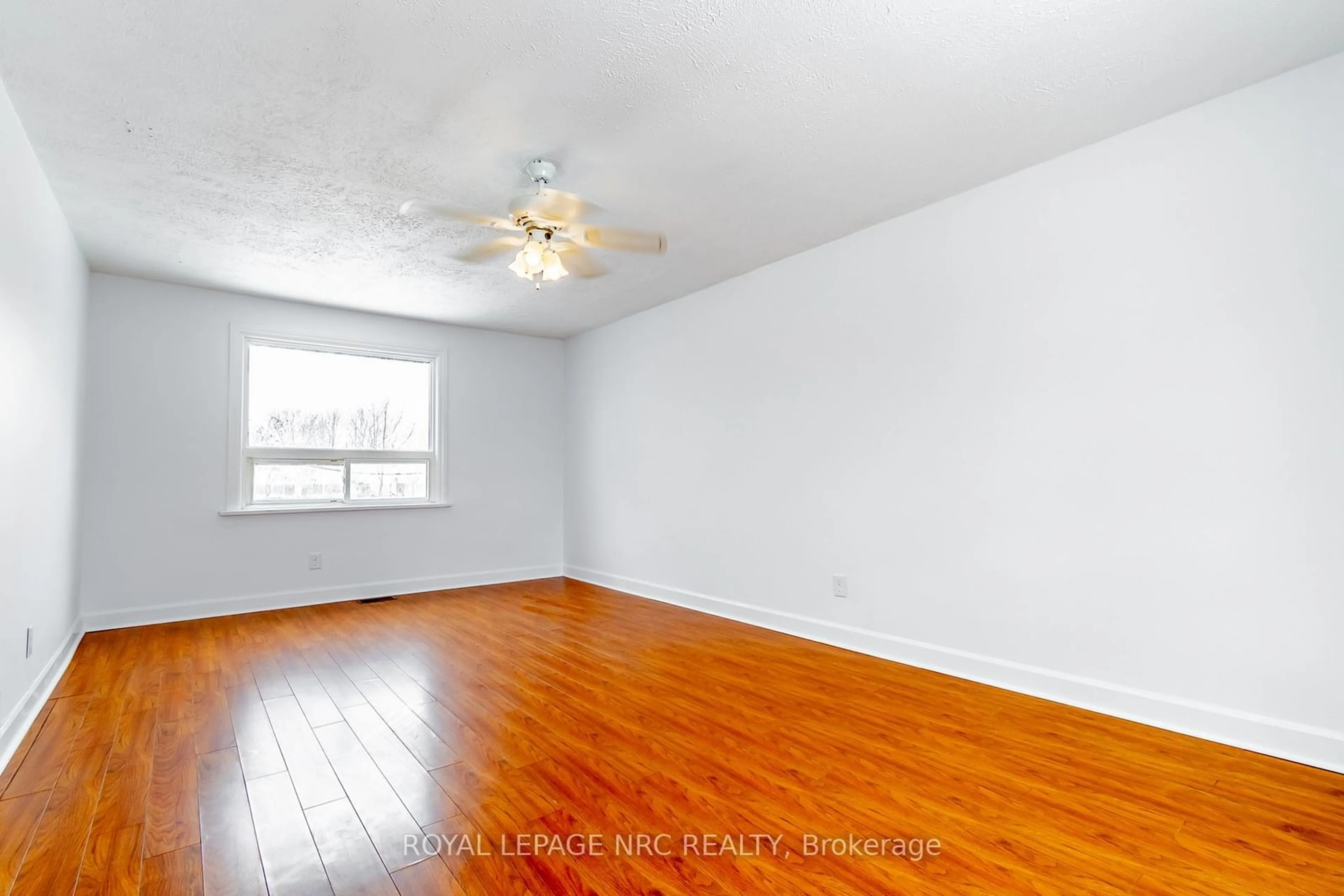 A pic of a room for 112 Mcrae Ave, Port Colborne Ontario L3K 2A8