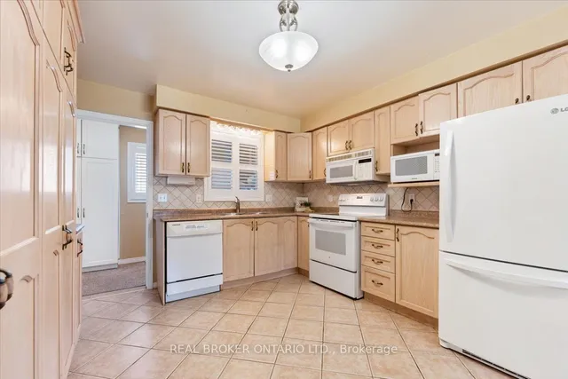 Additional property image - 47 MASSENA Dr