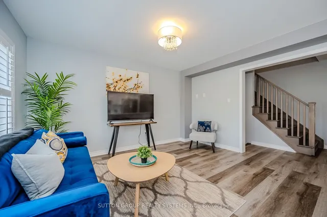 Additional property image - 230 Avonsyde Blvd Unit 37