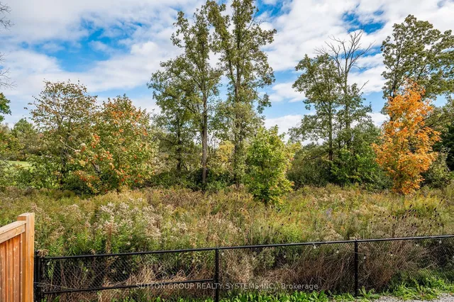 Additional property image - 230 Avonsyde Blvd Unit 37