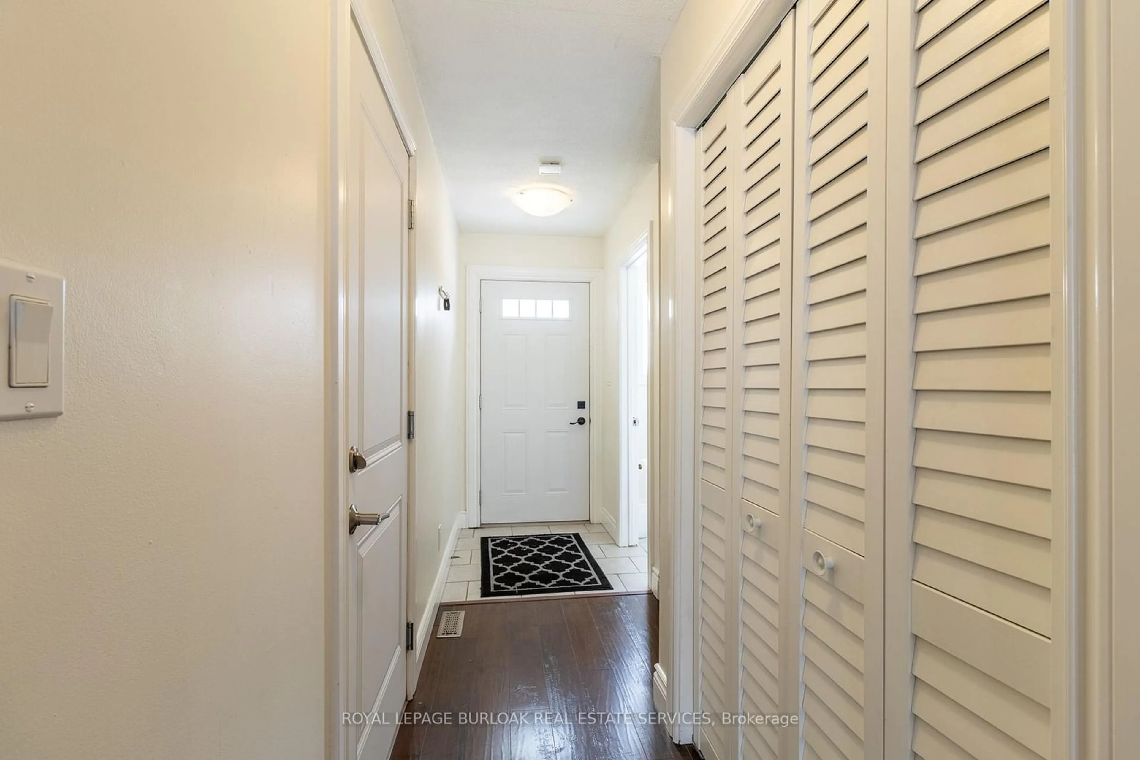 Indoor entryway for 58 Romy Cres, Thorold Ontario L2V 4T6