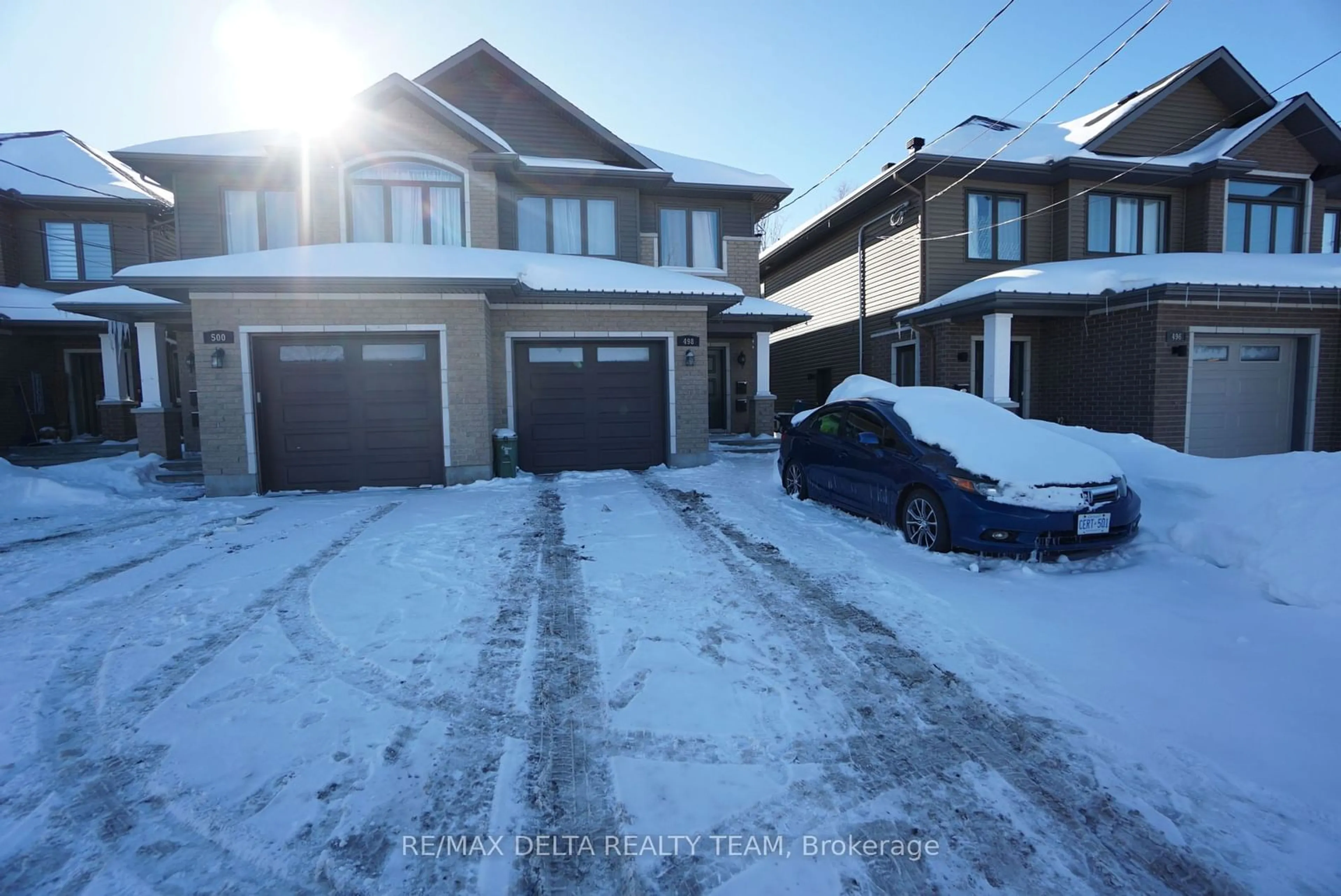 A pic from outside/outdoor area/front of a property/back of a property/a pic from drone, street for 498 Moodie Dr, Bells Corners and South to Fallowfield Ontario K2H 8A7