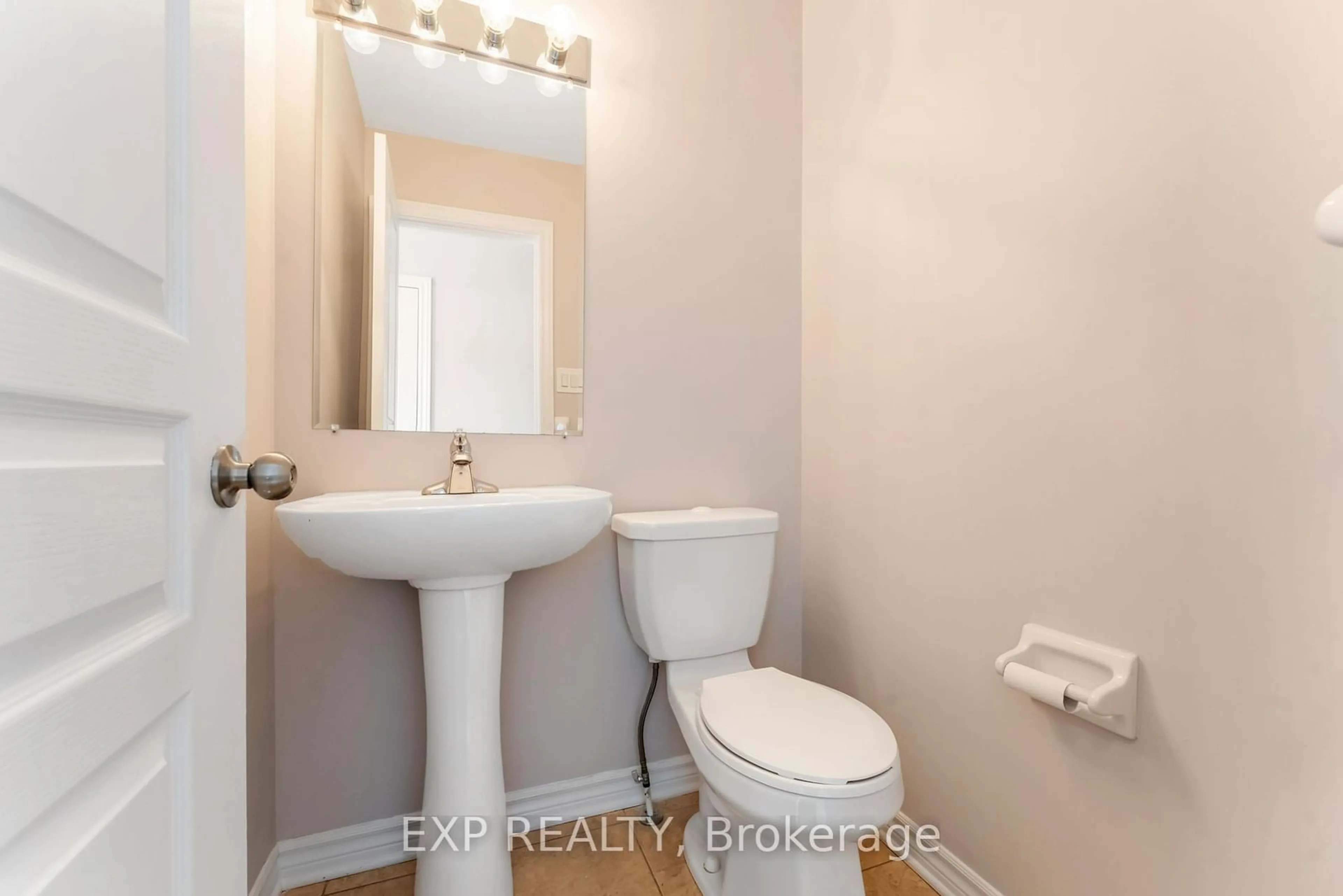 Standard bathroom, ceramic/tile floor for 525 Via Mattino Way, Barrhaven Ontario K2J 6B7