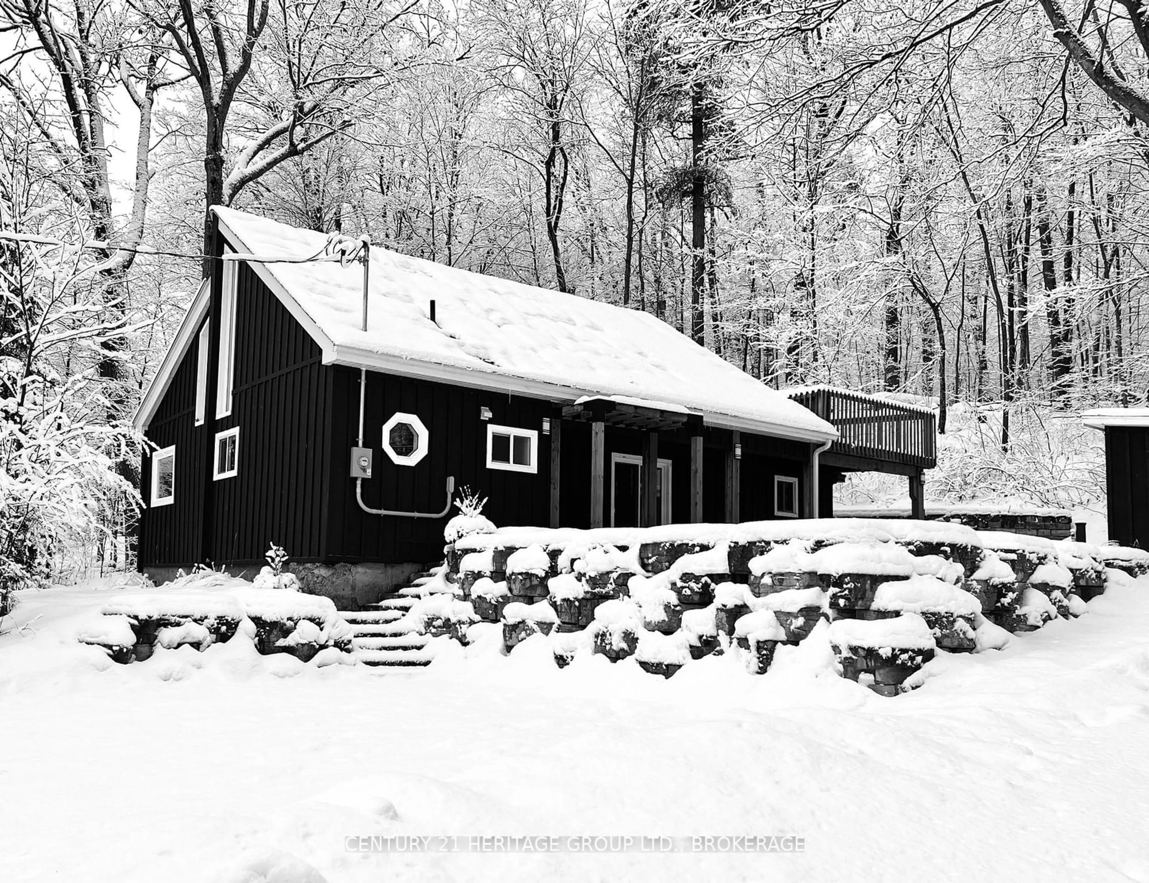 Shed for 4 Booth Ave, Kingston Ontario K7L 4V1