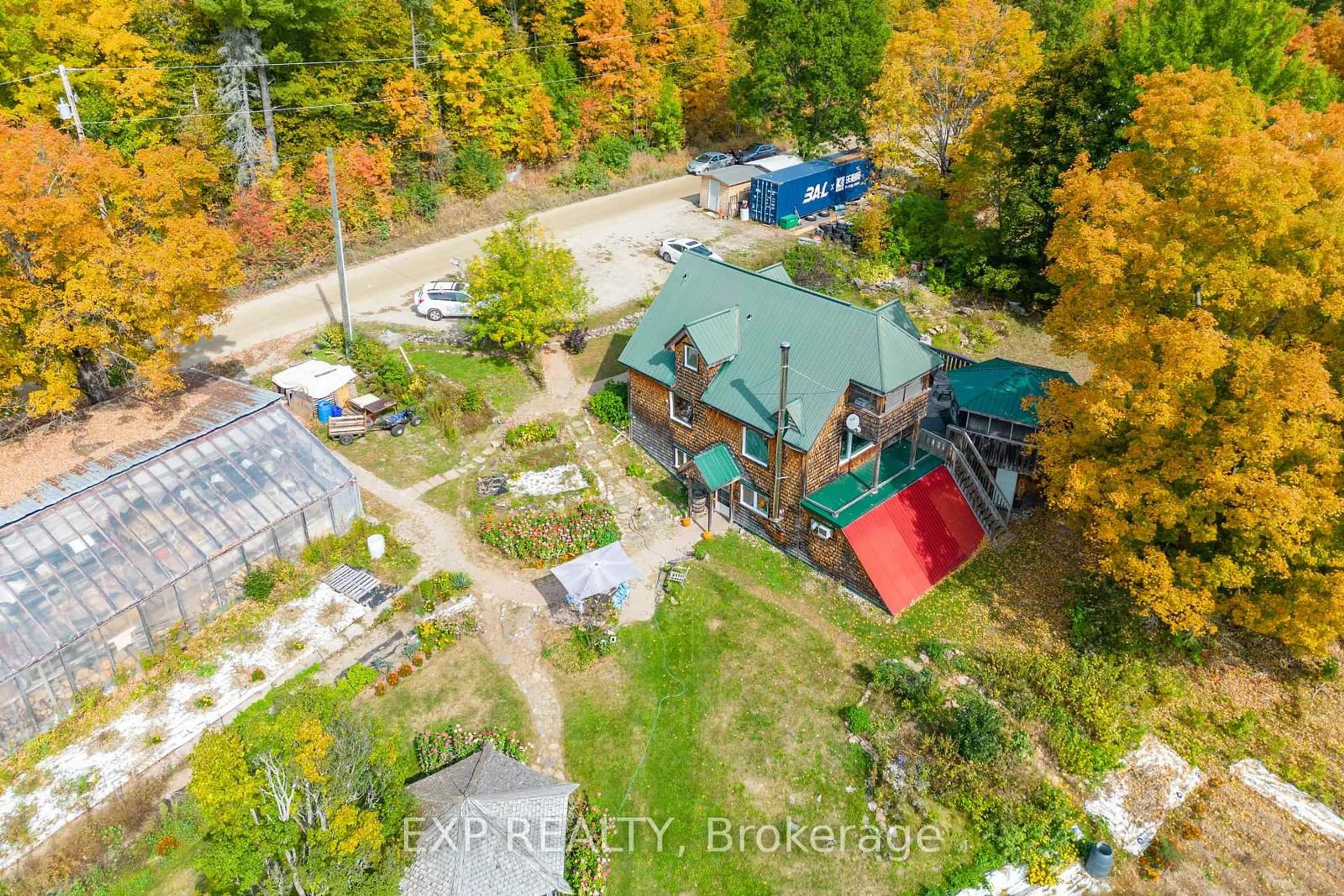 A pic from outside/outdoor area/front of a property/back of a property/a pic from drone, unknown for 1197 LOWER SPRUCE HEDGE Rd, Greater Madawaska Ontario K0J 1G0