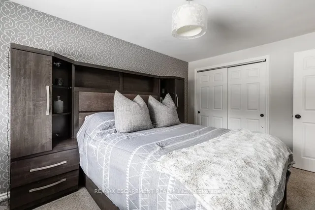 Additional property image - 98 Forestgate Dr